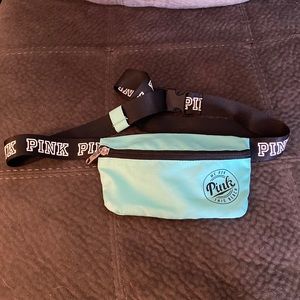 VS PINK SMALL FANNY PACK